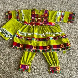 New dress with scarf and pants for 3/4‌ years old girl 👧